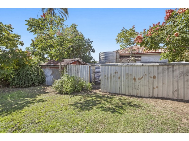 37 Mort Street, Newtown QLD 4350