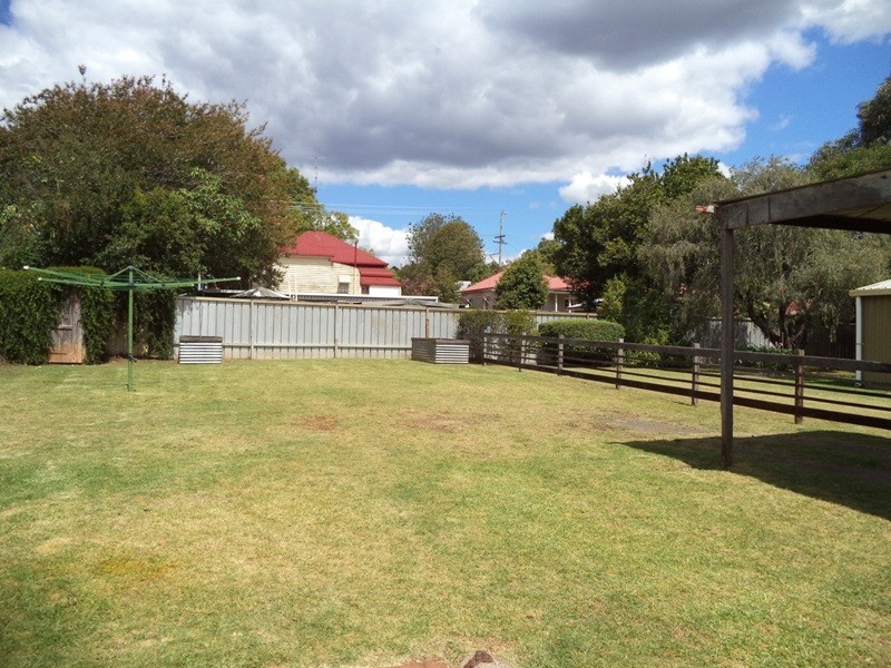 42 Grenier Street, Toowoomba City QLD 4350