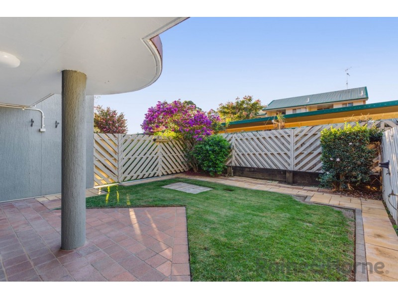 3/328 Hume Street, Centenary Heights QLD 4350
