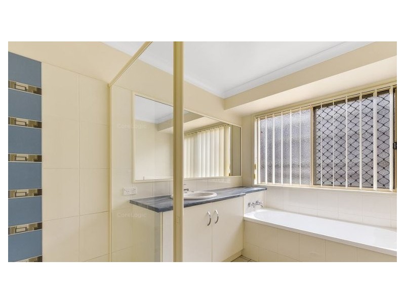 10 Moorina Drive, Harristown QLD 4350
