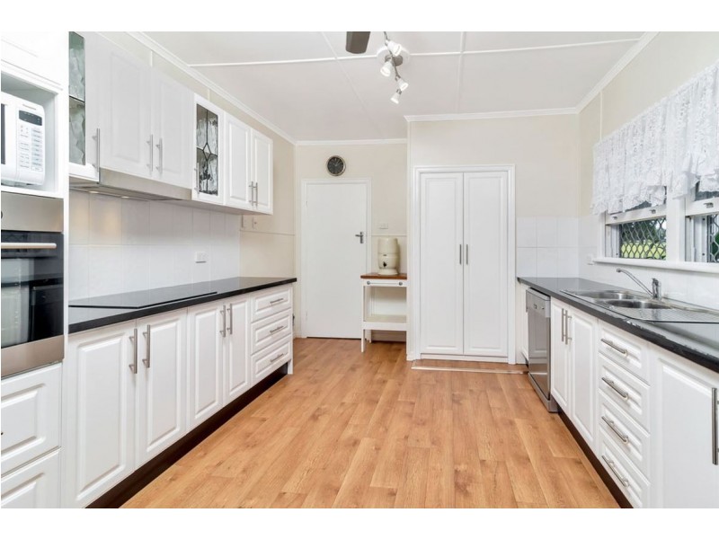 15 Rosina Street, Newtown QLD 4350