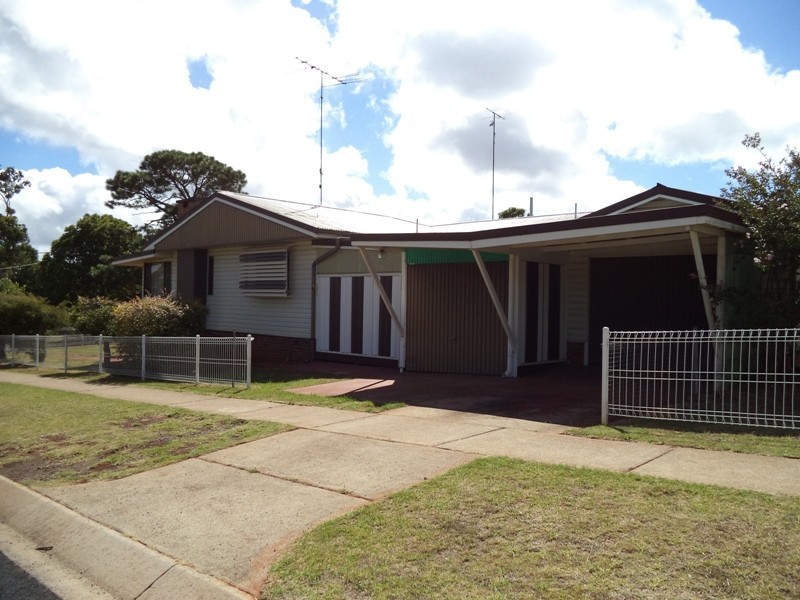 78 Dunne Street, Harristown QLD 4350