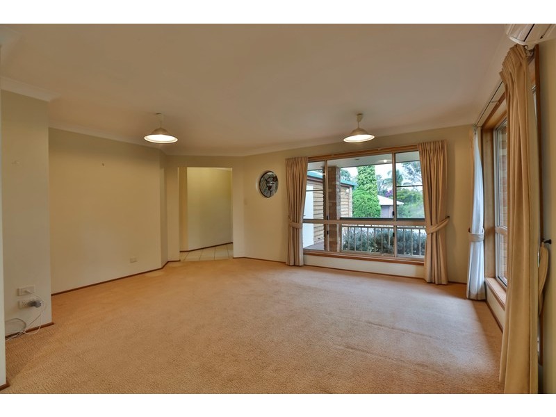 4 Zoe Court, Centenary Heights QLD 4350