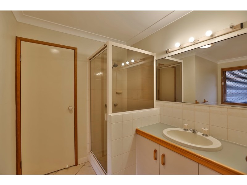 4 Zoe Court, Centenary Heights QLD 4350