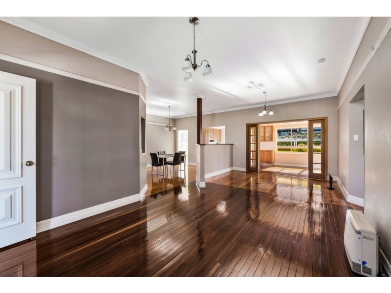 7 Kent Street, East Toowoomba QLD 4350
