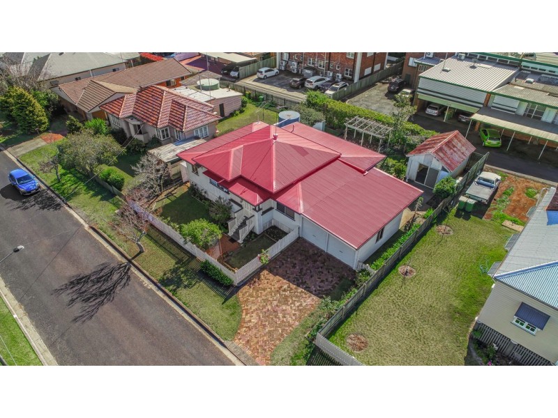 7 Kent Street, East Toowoomba QLD 4350