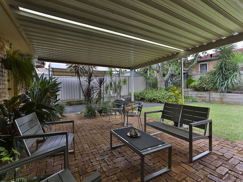 23 Armstrong Street, Wilsonton QLD 4350
