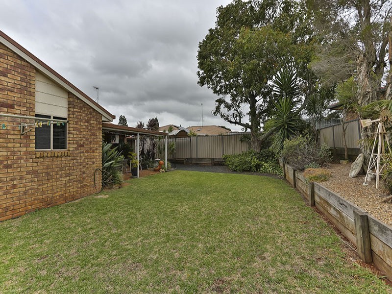 23 Armstrong Street, Wilsonton QLD 4350