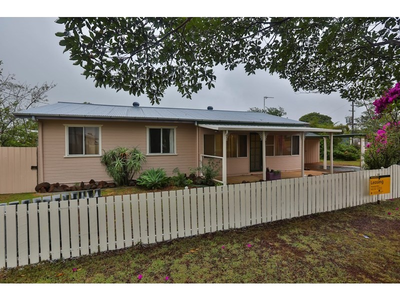 1 McLeish Street, Harristown QLD 4350
