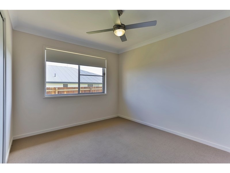 15 McIntosh Street, Westbrook QLD 4350