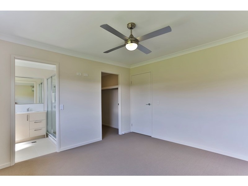 15 McIntosh Street, Westbrook QLD 4350