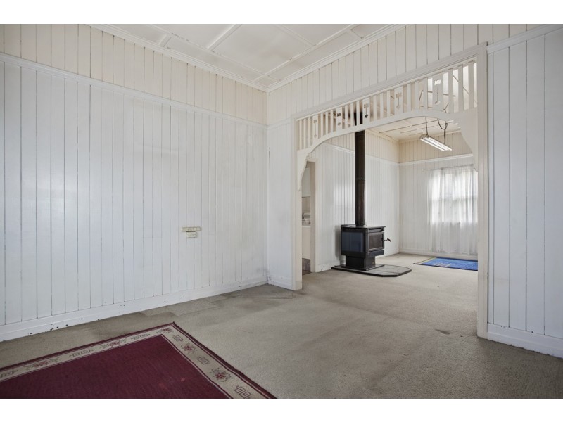 218 Bridge Street, Newtown QLD 4350