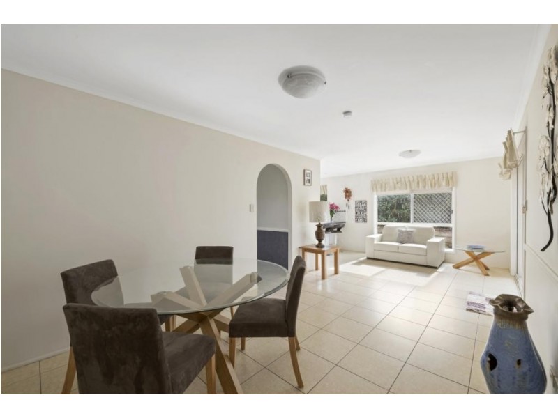 16 Byrd Court, Wilsonton QLD 4350