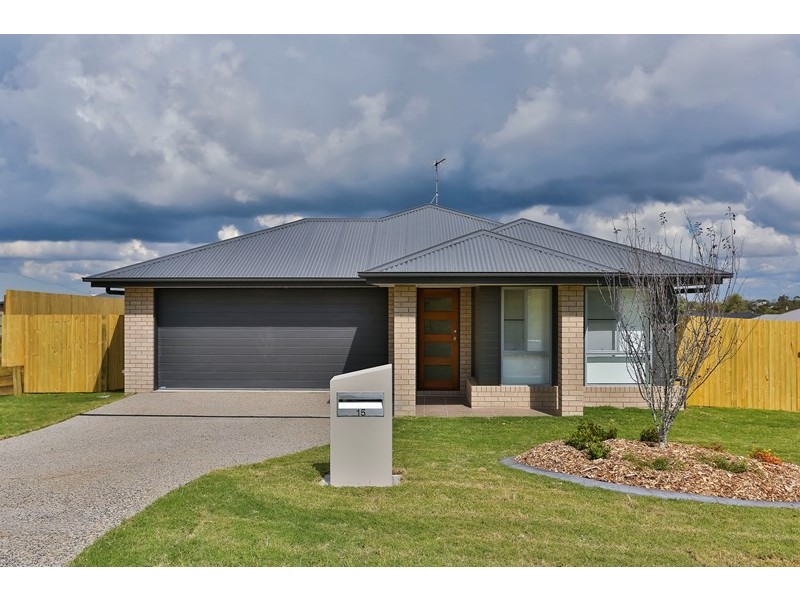 15 Wandoo Crescent, Westbrook QLD 4350