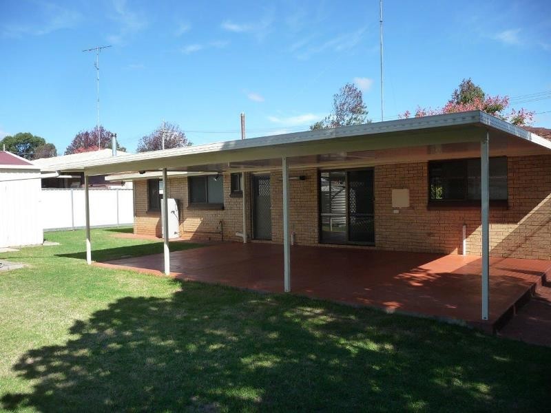 11 Hibiscus Drive, Centenary Heights QLD 4350
