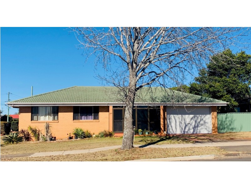486 Alderley Street, Harristown QLD 4350
