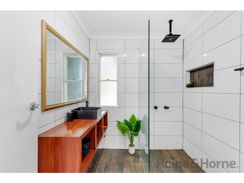38 Dalgleish Street, South Toowoomba QLD 4350