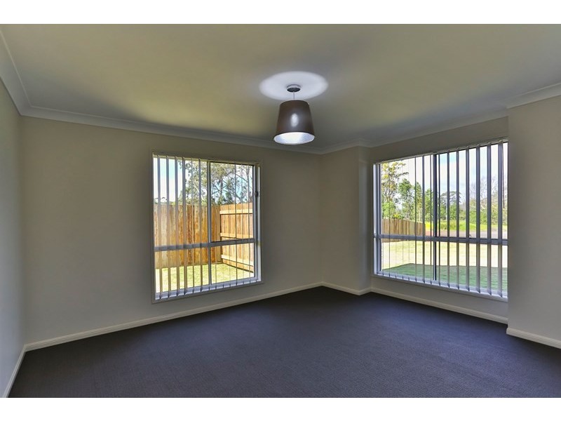 19 McGee Drive, Kearneys Spring QLD 4350