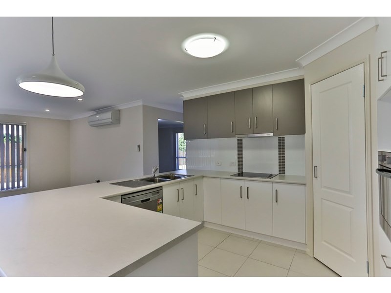 19 McGee Drive, Kearneys Spring QLD 4350
