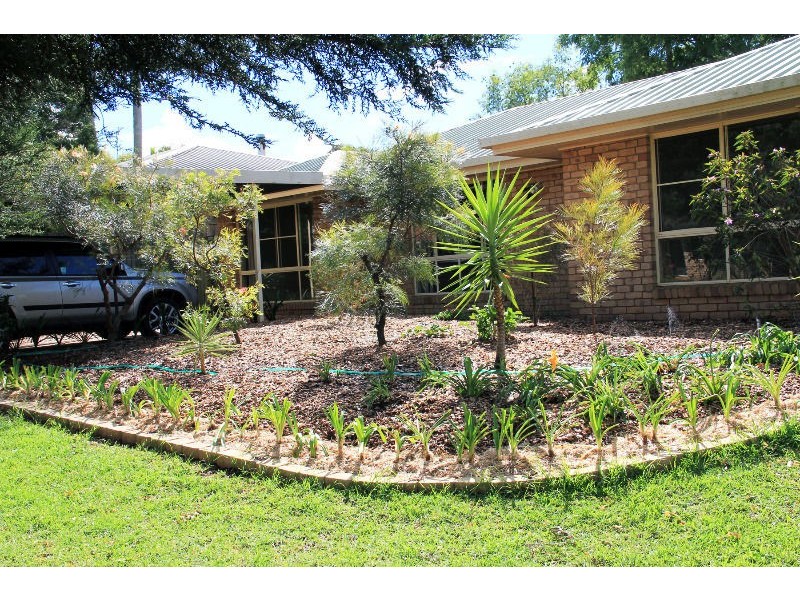 35 Seppelt Street, Wilsonton Heights QLD 4350