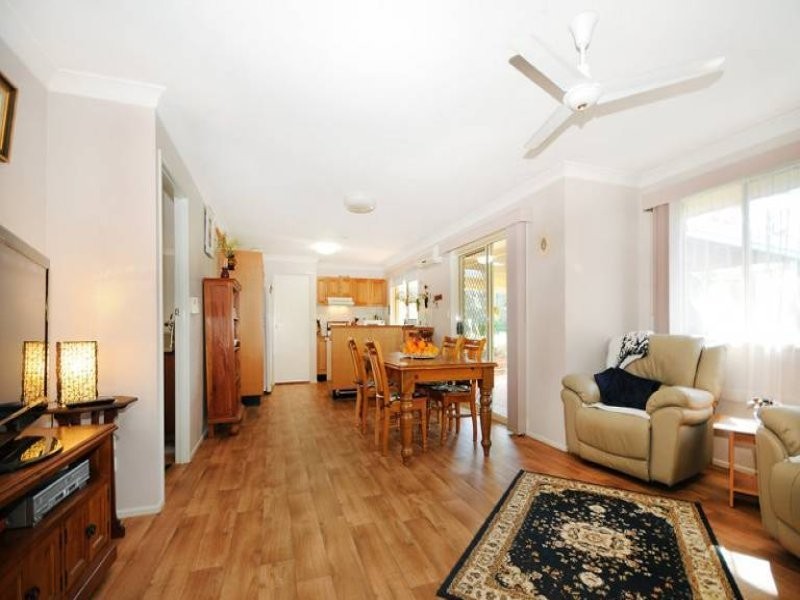 35 Seppelt Street, Wilsonton Heights QLD 4350