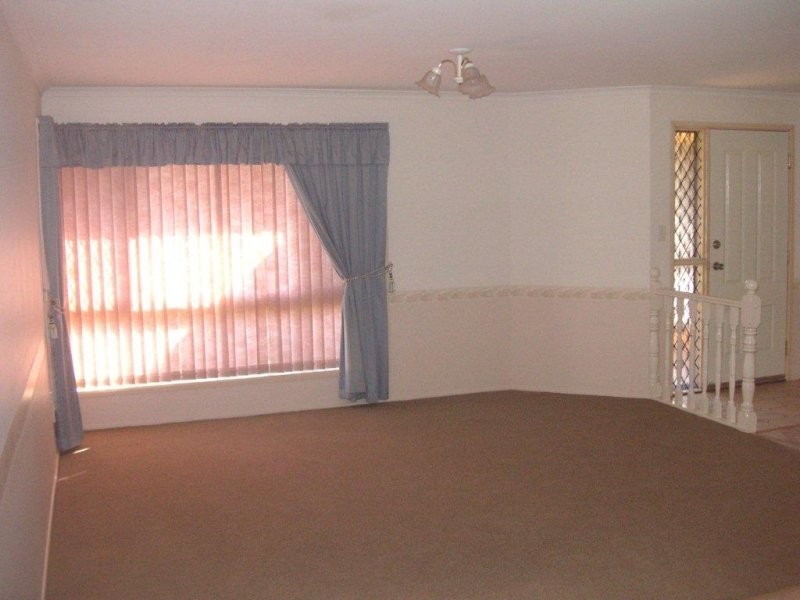 428 Stenner Street, Kearneys Spring QLD 4350