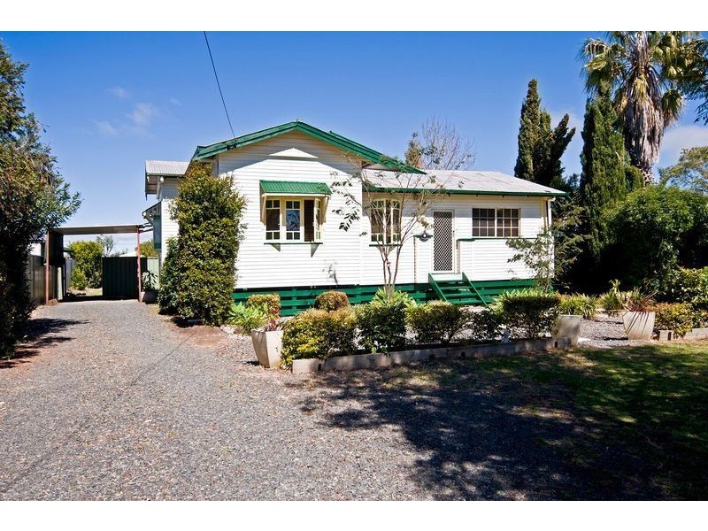 30 High Street, Wyreema QLD 4352