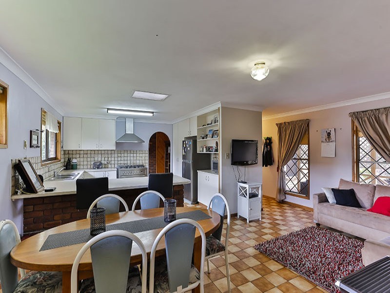 7 Amber Court, Darling Heights QLD 4350