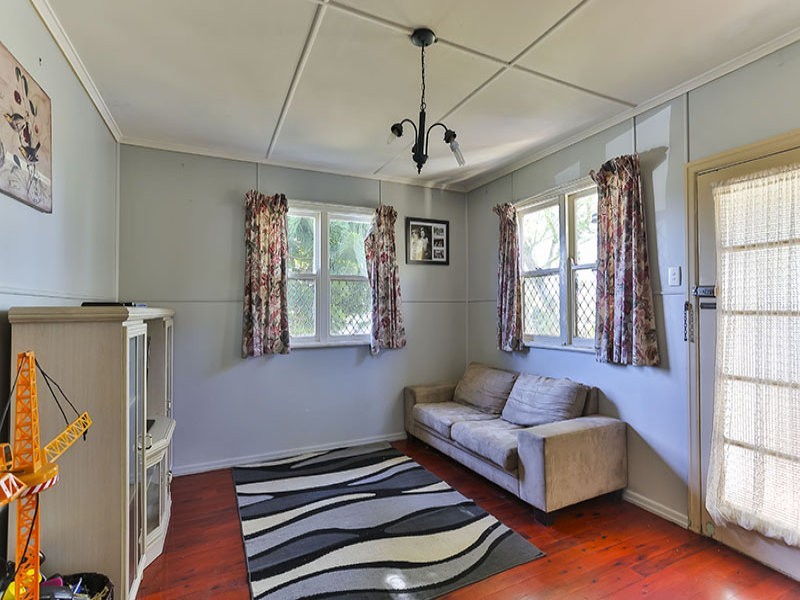 26 Stehn Street, Harristown QLD 4350