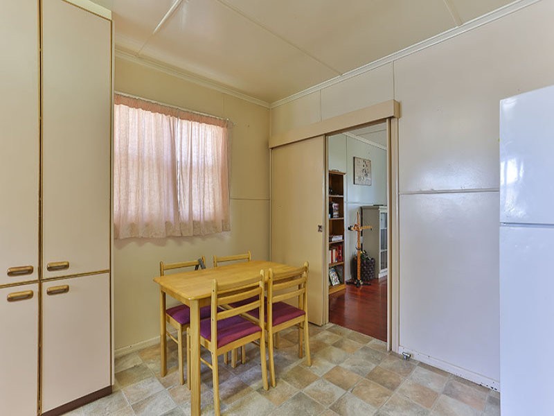 26 Stehn Street, Harristown QLD 4350