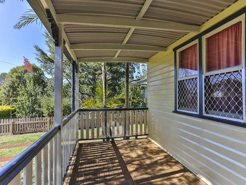 26 Stehn Street, Harristown QLD 4350