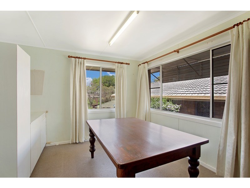 40 Rifle Range Road, Mount Lofty QLD 4350