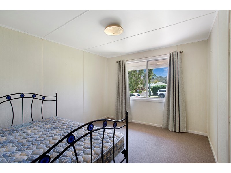 40 Rifle Range Road, Mount Lofty QLD 4350