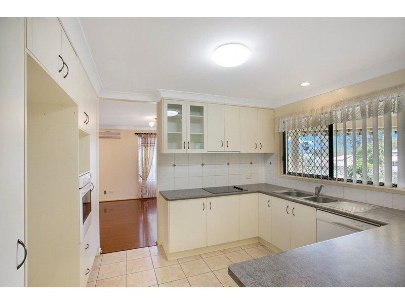 13 Kensington Court, Darling Heights QLD 4350