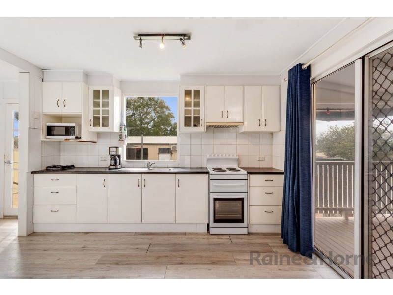 5 Makepeace Street, Rockville QLD 4350