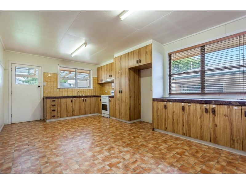 363 Bridge Street, Wilsonton QLD 4350