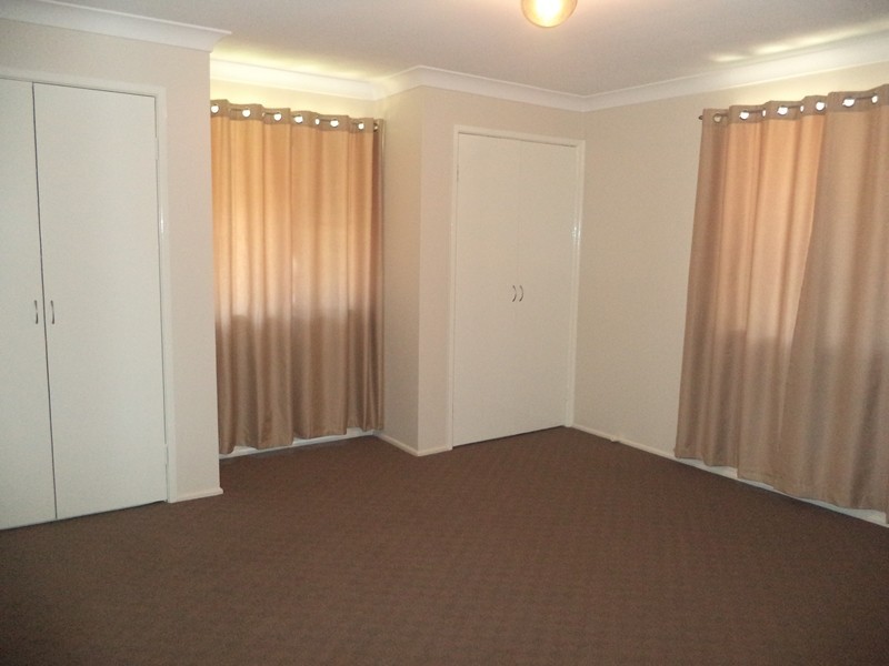 5 Coonawarra Court, Wilsonton Heights QLD 4350