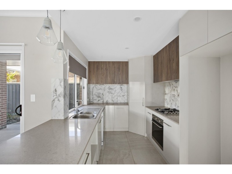 30/565 Hume Street, Kearneys Spring QLD 4350