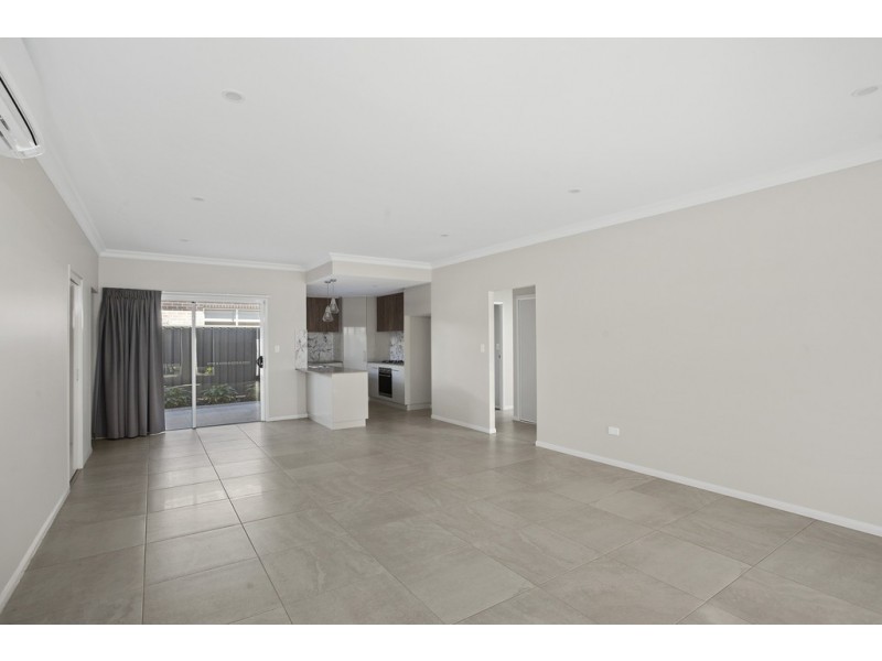 30/565 Hume Street, Kearneys Spring QLD 4350