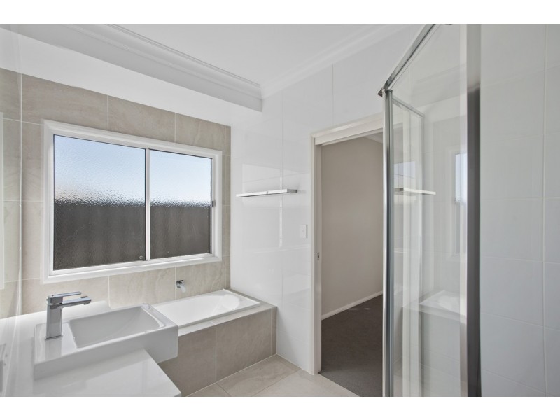 30/565 Hume Street, Kearneys Spring QLD 4350