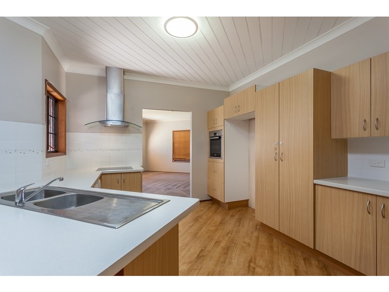 5 Hoad Court, Rangeville QLD 4350
