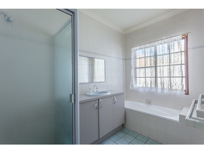 5 Hoad Court, Rangeville QLD 4350