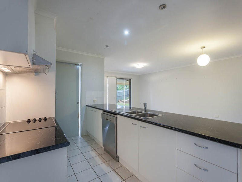 2 Diamantina Drive, Glenvale QLD 4350