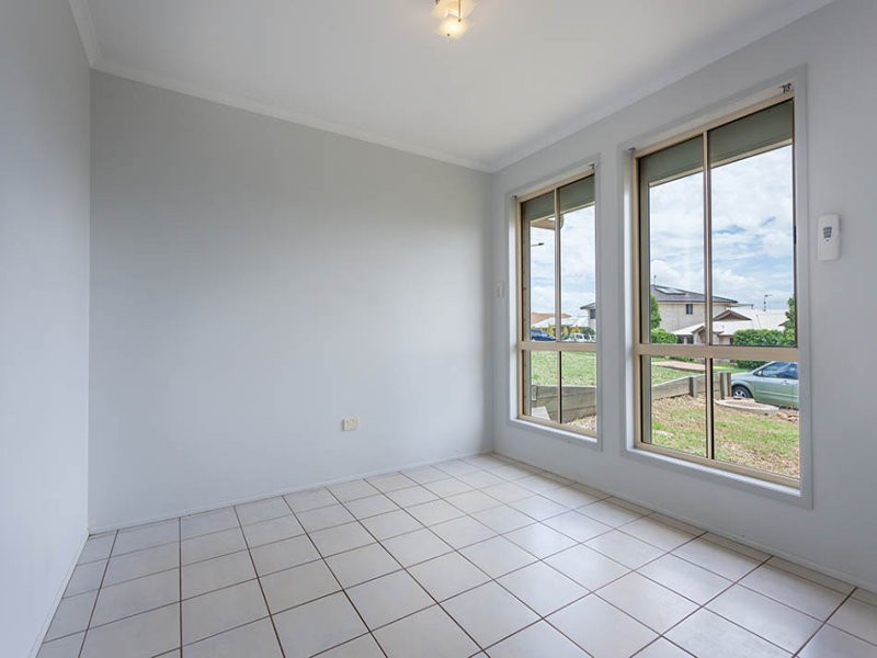 2 Diamantina Drive, Glenvale QLD 4350