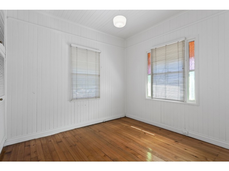 6 Aland Street, South Toowoomba QLD 4350