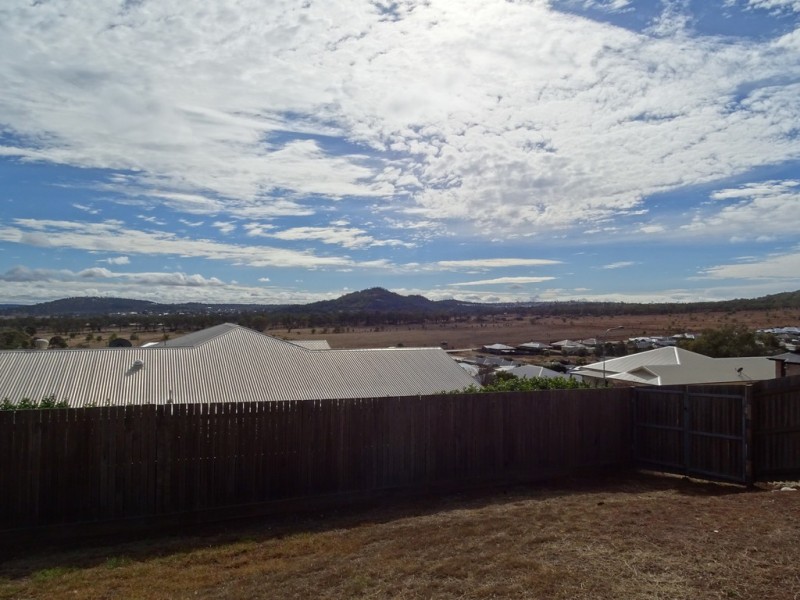 13 Edwin Street, Westbrook QLD 4350