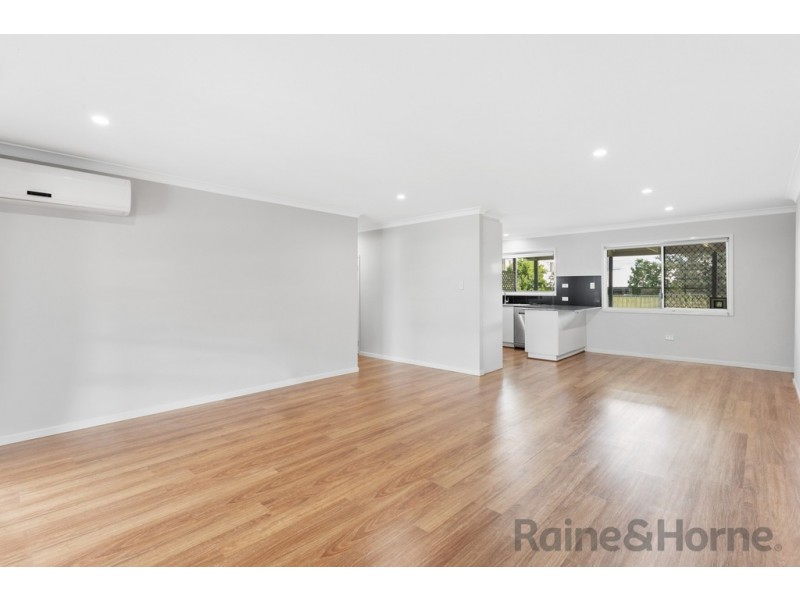 7 Behland Street, Kearneys Spring QLD 4350