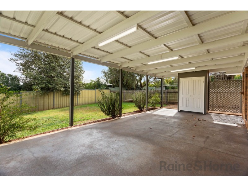 7 Behland Street, Kearneys Spring QLD 4350