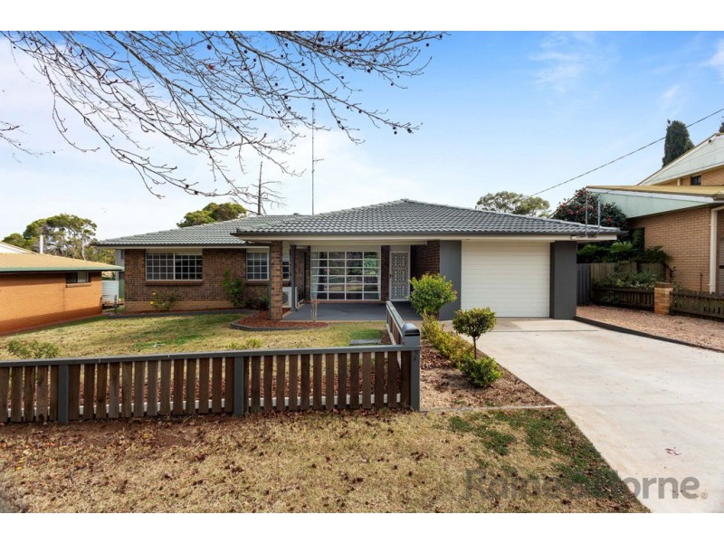 7 Behland Street, Kearneys Spring QLD 4350