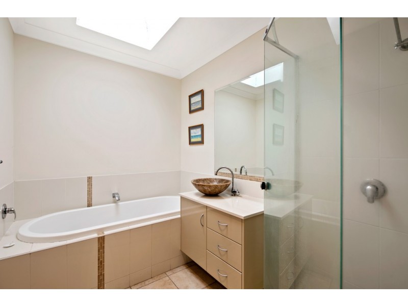 33 Rodway Crescent, Rangeville QLD 4350